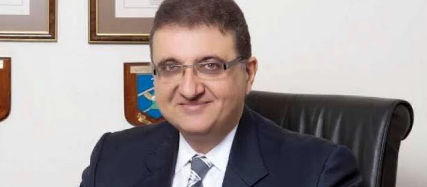 Α.Εξαδάκτυλος: «Η ΕΕ μπορεί να στραφεί και στα εμβόλια της Κίνας και της Ρωσίας»